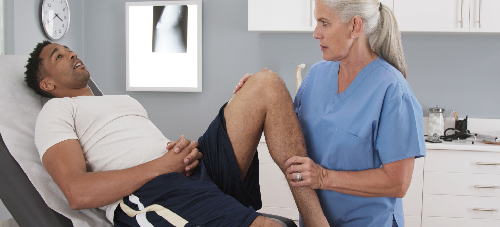 How Long Should Knee Pain Last Before Seeing A Doctor?